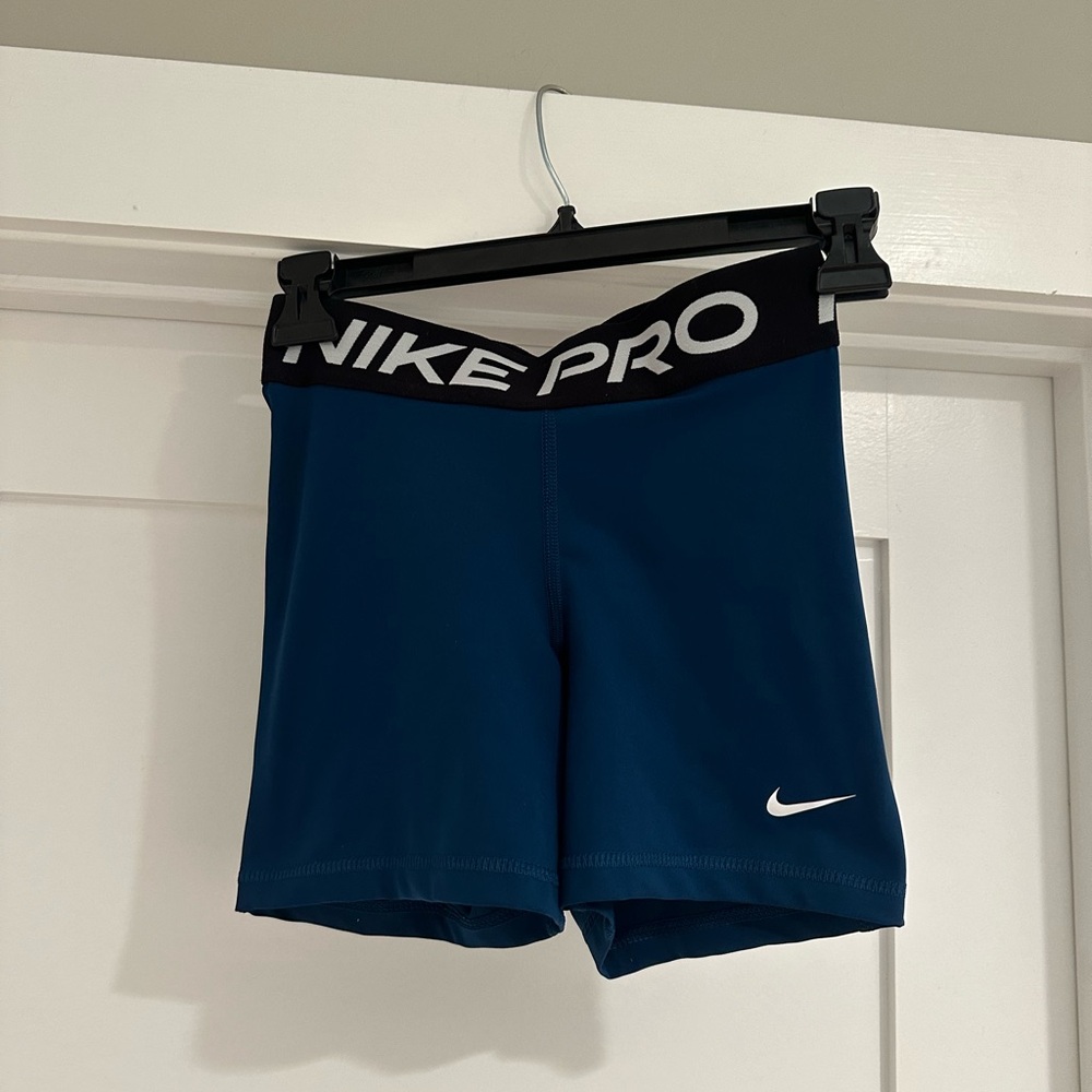 nike pros